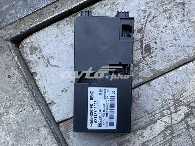 Перемикач підігріву сидінь A2118702026 MERCEDES