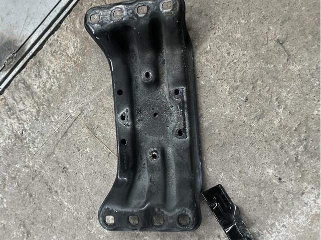 Кронштейн КПП A2122401702 MERCEDES