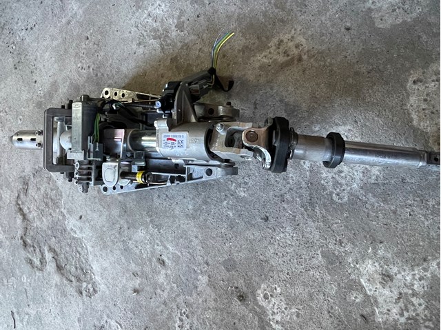 Колонка рульового управління A2124602816 MERCEDES