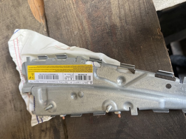 Подушка переднього сидіння A21286035027E94 MERCEDES