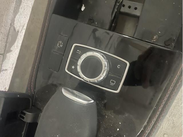 Блок кнопок центральної консолі A2129051202 MERCEDES