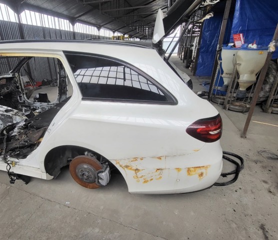 Ліхтар задній лівий, зовнішній A2139068700 MERCEDES