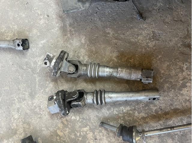 Вал рульової колонки, нижній A2204600310 MERCEDES