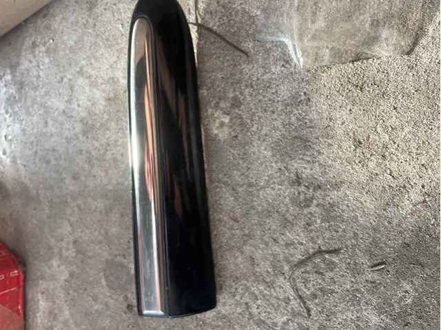 Молдинг переднього правого крила A2206900262 MERCEDES