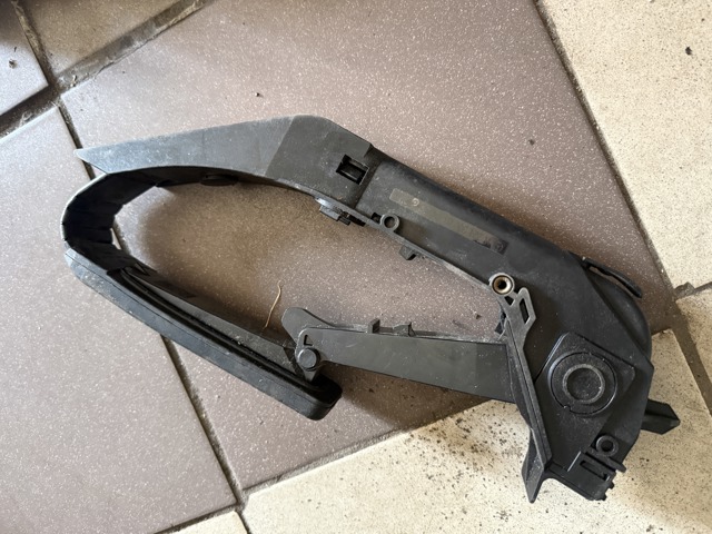 Педаль акселератора A2213000104 MERCEDES