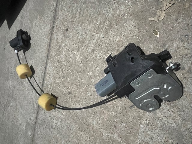 Замок задніх дверей A2217500085 MERCEDES