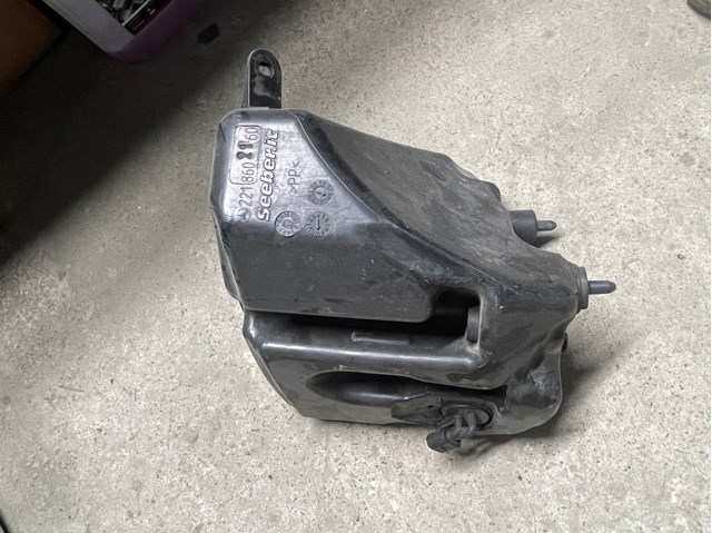 Бачок омивача скла A2218690820 MERCEDES