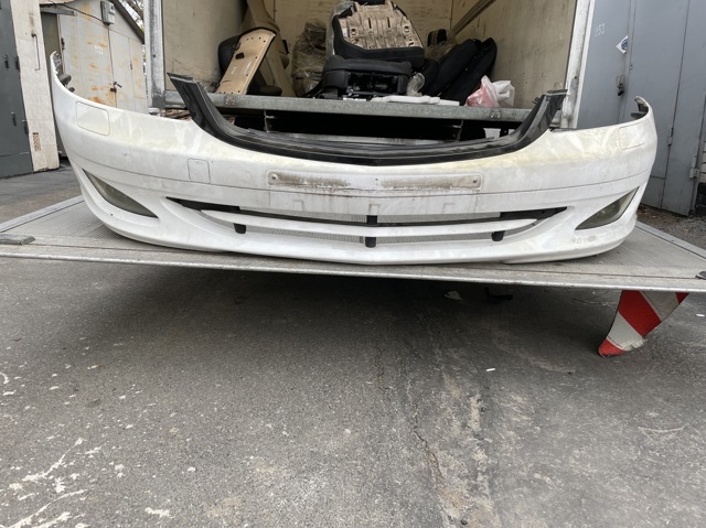 Кожух бампера переднього A2218800040 MERCEDES