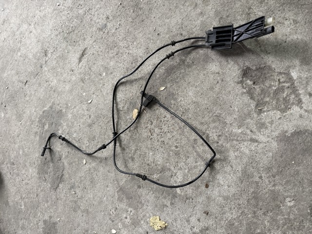 Датчик АБС A2465402510 MERCEDES