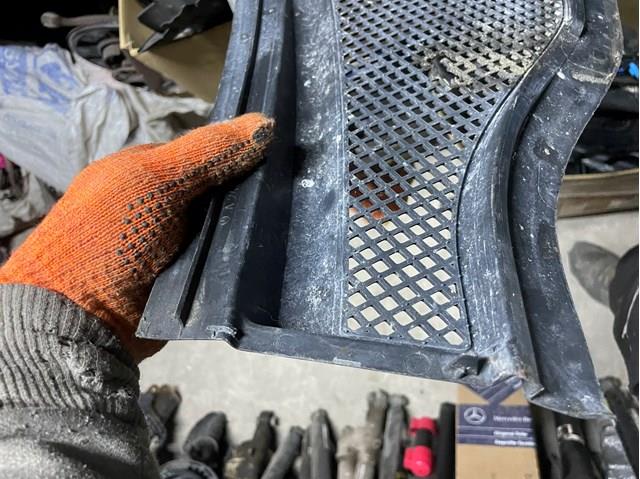 Водостік лобового скла, жабо A2468350600 MERCEDES