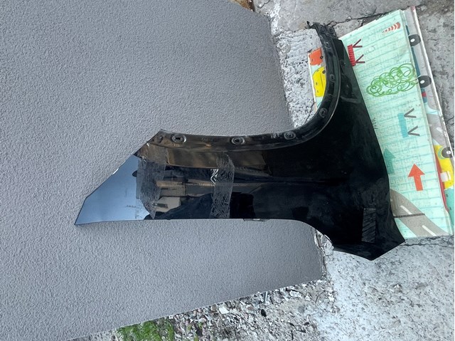 Переднє праве крило A2478811200 MERCEDES