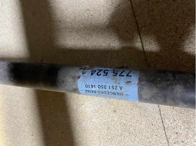 Піввісь задня, ліва A2513501410 MERCEDES