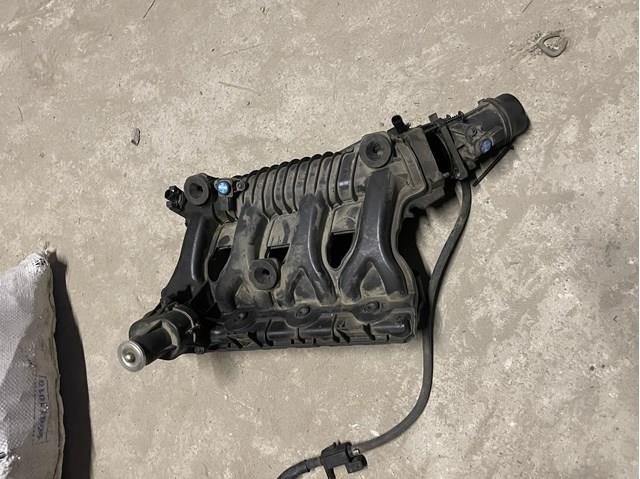 Колектор впускний A2710903037 MERCEDES