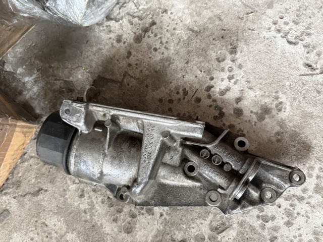 Корпус масляного фільтра A2721800410 MERCEDES