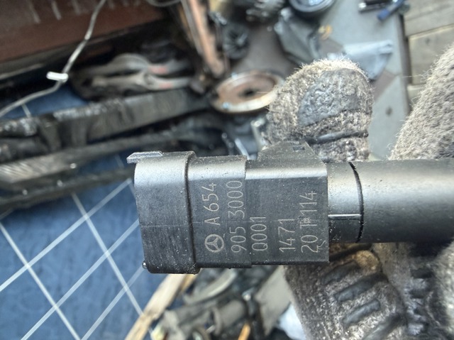 Датчик частоти обертання A6549053000 MERCEDES