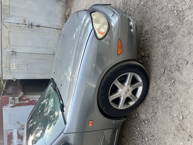 Габарит передній правий 261803Y500 NISSAN