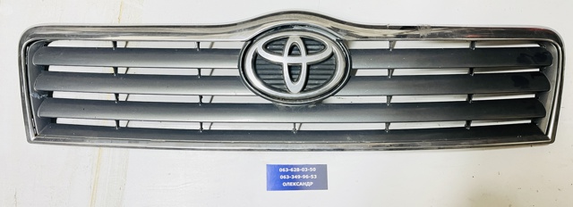 Захисна решітка радіатора 5310005060B0 TOYOTA