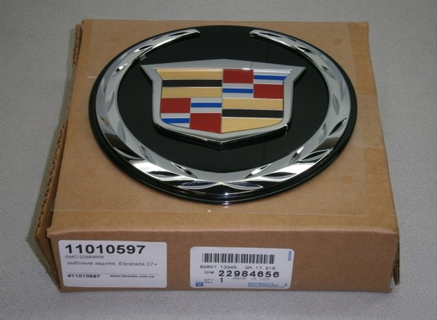 Фірмовий значок на кришку багажника 22984656 GM