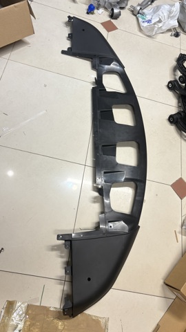 Захисна губа бампера переднього 103483300E TESLA