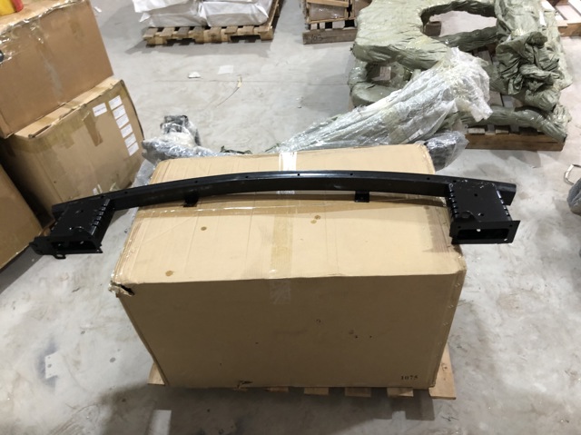 Швелер переднього бампера 620316RR0A NISSAN
