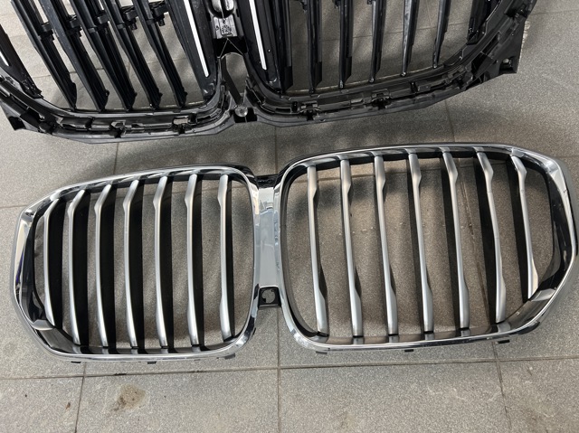 Решітка 7454887 BMW