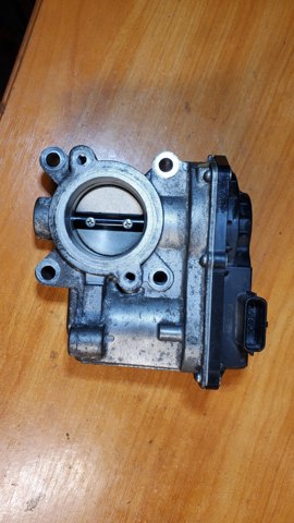 Заслінка повітряна 8200578645 RENAULT