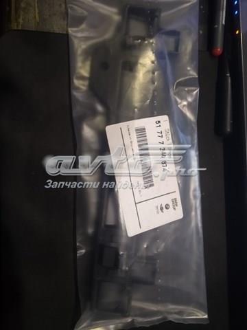 Кронштейн зовнішньої накладки порога правого 51777240874 BMW