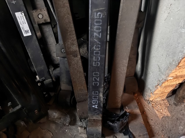 Ресори додаткові A9063205506 MERCEDES