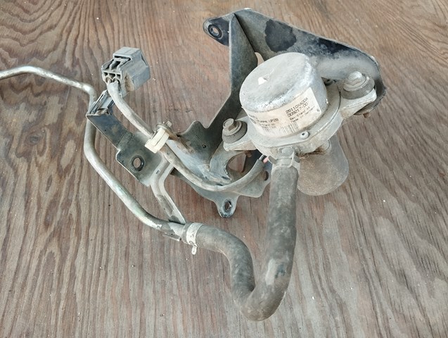 Насос вакуумний 26110XA00A SUBARU