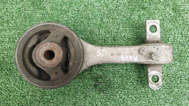 Подушка (опора) двигуна, права верхня 50880SMGE02 HONDA
