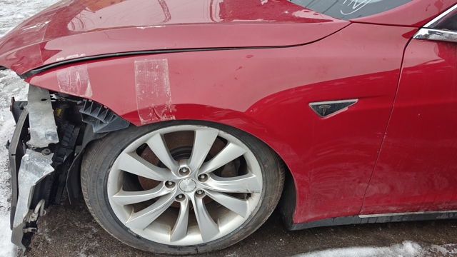 Бічна частина передня ліва 6008022E0D TESLA
