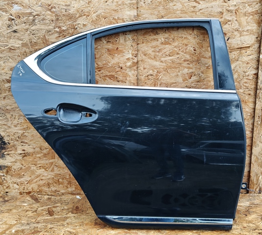 Двері задні в зборі 6700350060 TOYOTA