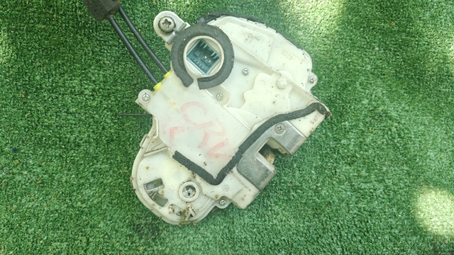 Замок задніх дверей, правих 72610SWAA01 HONDA