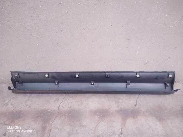 Молдинг передніх правих дверей 7507342010 TOYOTA
