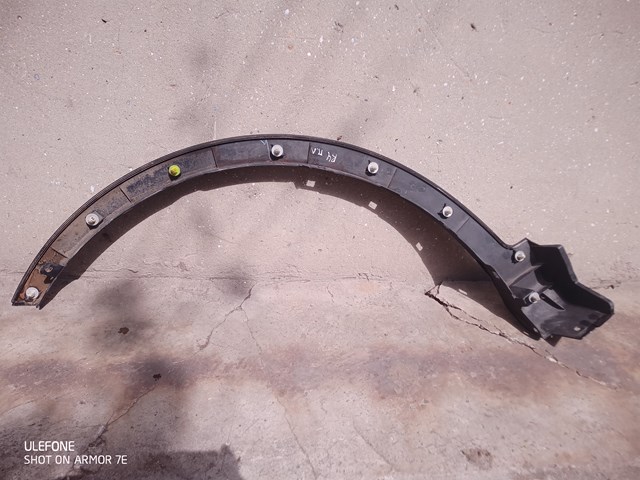 Молдинг арки крила переднього, правий 7560142130 TOYOTA