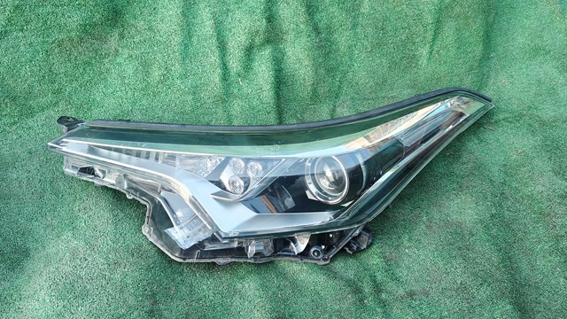Фара дальнього світла в зборі 81150F403100 TOYOTA