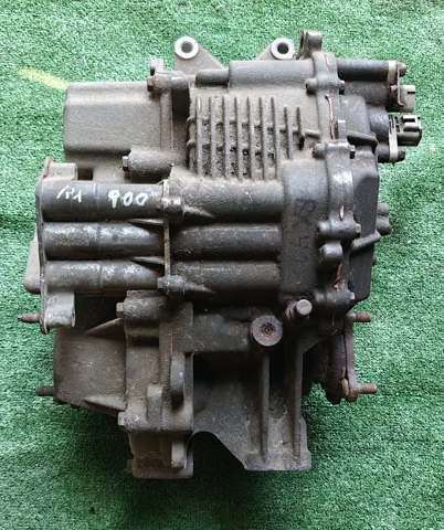Міст середній в зборі 8209048010 TOYOTA