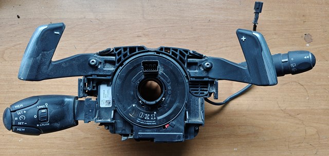 Перемикач підрульовий, правий 98312545ZD PEUGEOT