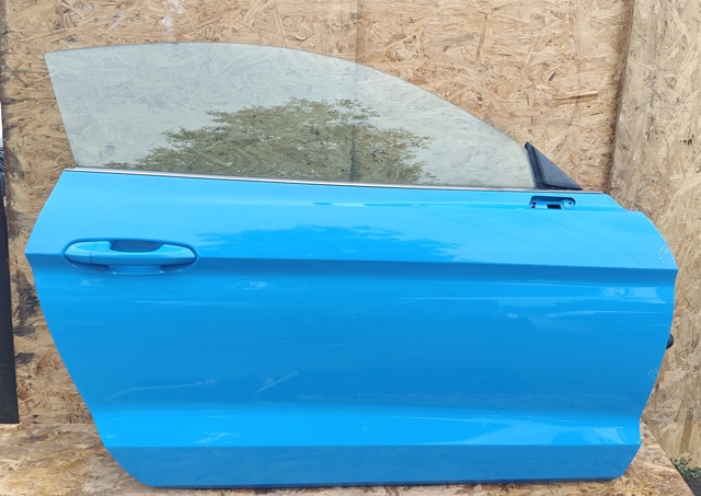 Пасажирські передні двері FR3Z6320124A FORD