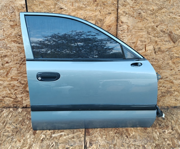 Пасажирські передні двері MR392302 MITSUBISHI