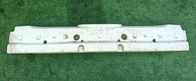 Абсорбер бампера переднього MR971599 MITSUBISHI