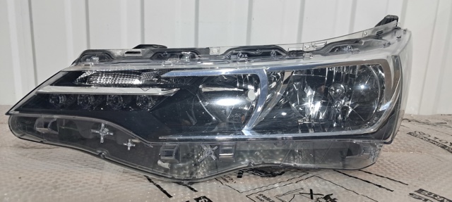 Фара ліва 8117002L50 TOYOTA