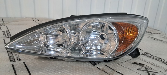 Фара 81170YC110 TOYOTA