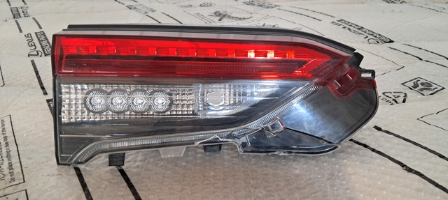 Ліхтар задній лівий, внутрішній 8159142060 TOYOTA