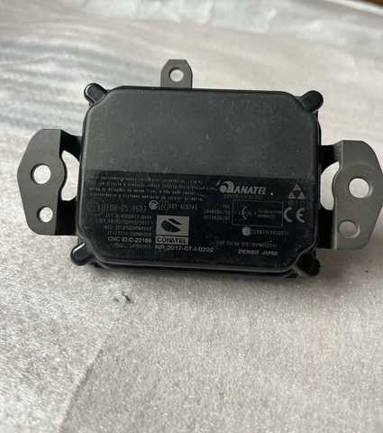 Радарний датчик дистанції 8821062020 TOYOTA