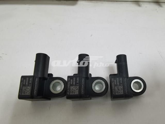 Датчик AIRBAG передній LR131929 LAND ROVER