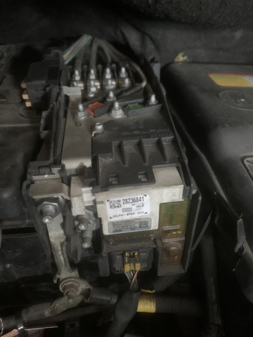 Монтажний блок 28236841 PEUGEOT