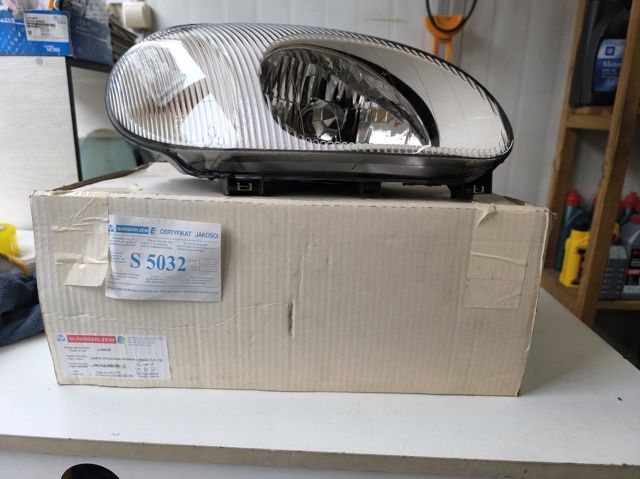 Права блок фара 96324503 GM