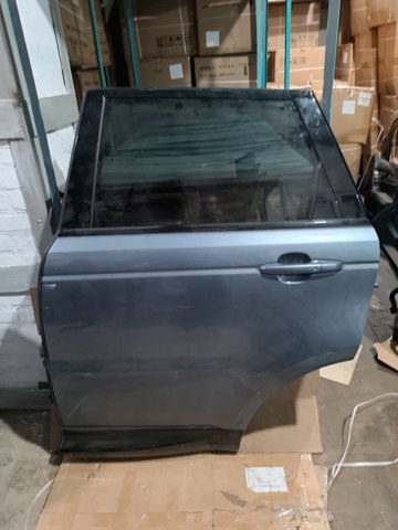 Двері пасажирськи задні ліві LR044229 LAND ROVER