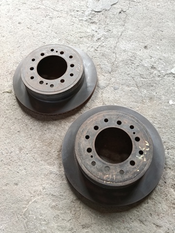 Диск заднього гальма 4243160200 TOYOTA